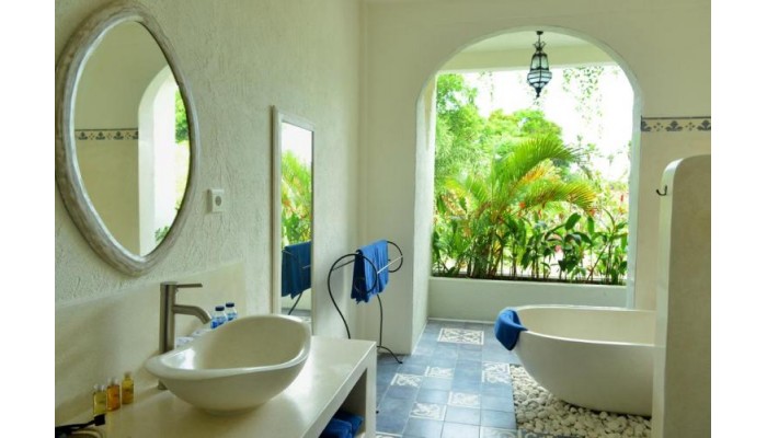 Hotel Artemis Villa poza 3