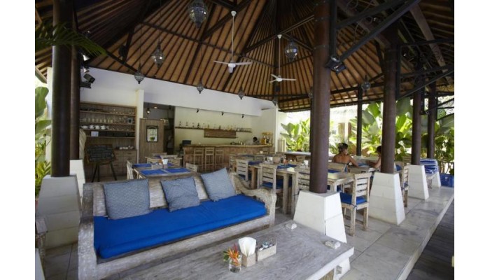 Hotel Artemis Villa poza 6