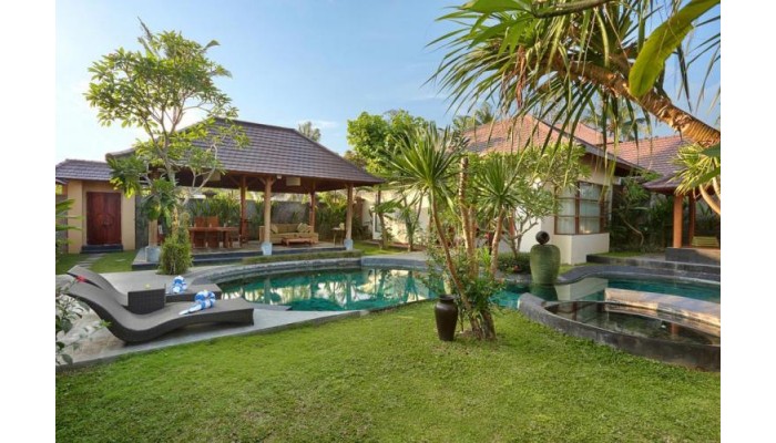 Hotel The Kampung Ubud Villa poza 8