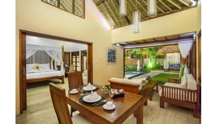 Hotel Bali Baliku Beach Front Luxury Private Pool Villas poza 1